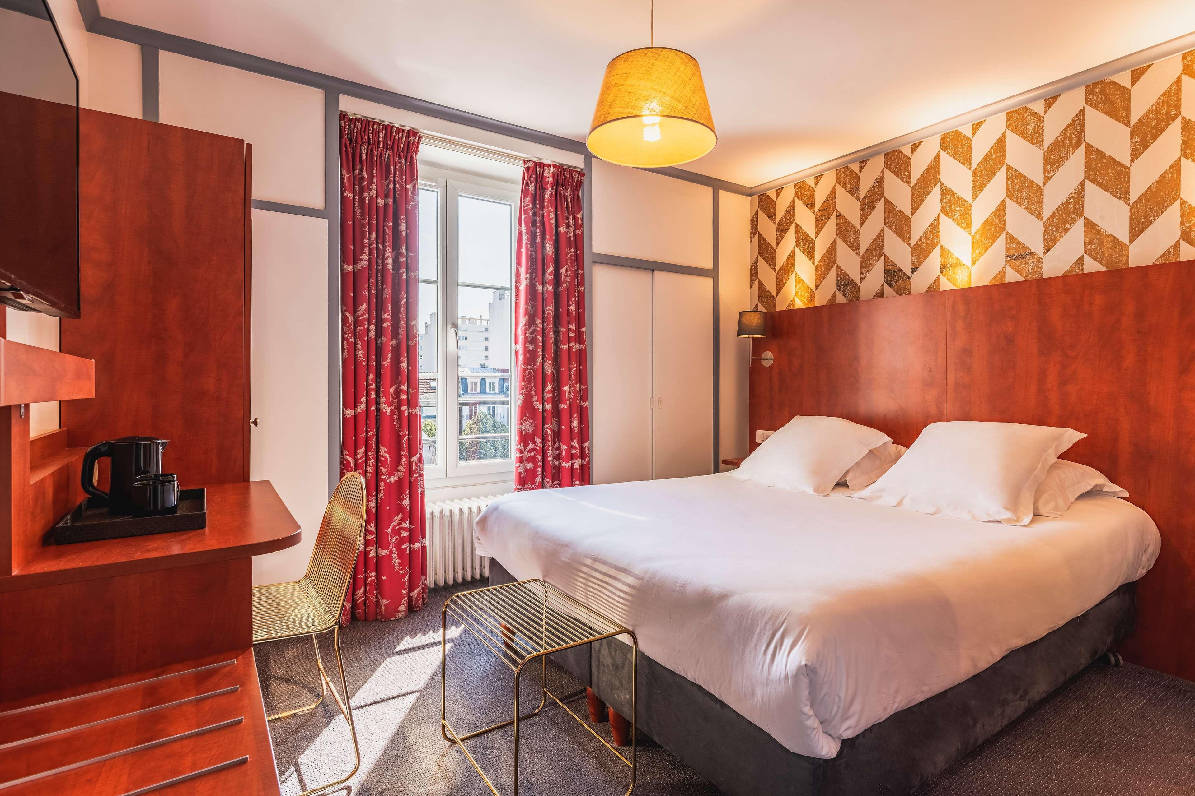 Western Centre Hotel 3*